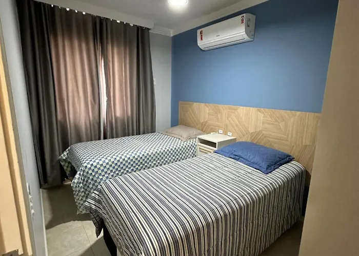 Ap Bombinhas Completo 100 Metros Do Mar Na Aluguejaah Apartamento